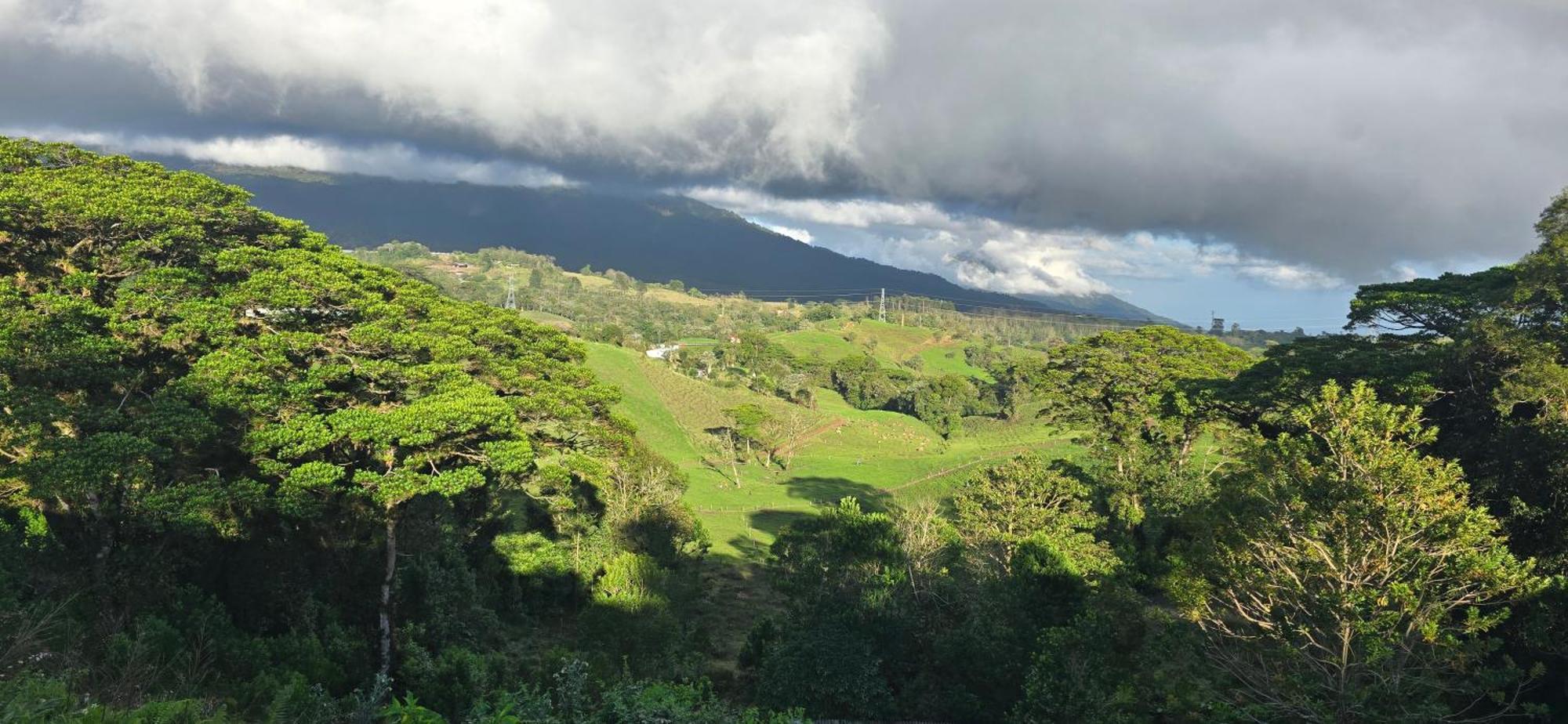 Casa Volcano Panoramic View Vara Blanca  Eksteriør bilde